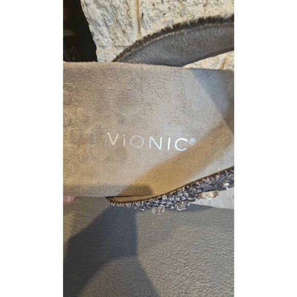 Vionic Lucia Toe Post Sandal Slate Grey Snake Flipflops Sandals, Womens Sz 6 - Picture 6 of 7